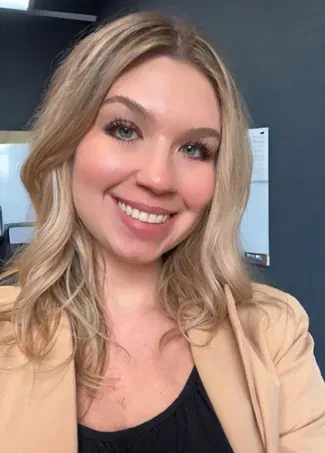 Sydney Koeppel headshot
